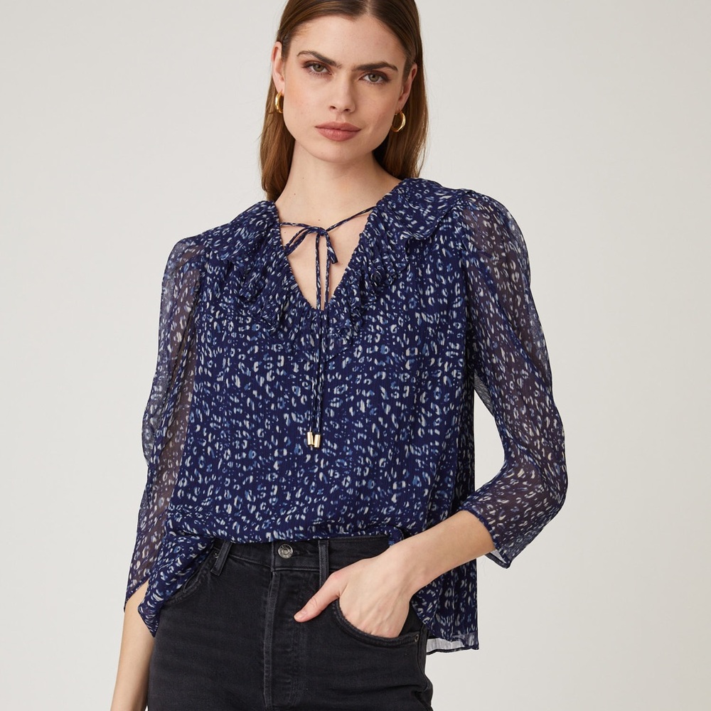 NEW Shoshanna Fall 2023 NWT chiffon animal print top, size M, never worn, lined